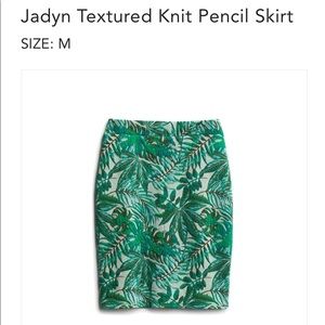 Textured, knee-length pencil skirt